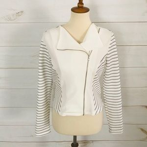 WHITE AND BLACK DETAIL CROP STRETCH JACKET